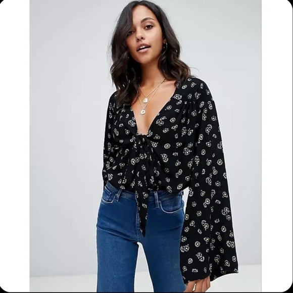 Free People Intimately Forties Feels Black Bell Sleeve Daisy Print Bodysuit - Picture 1 of 10